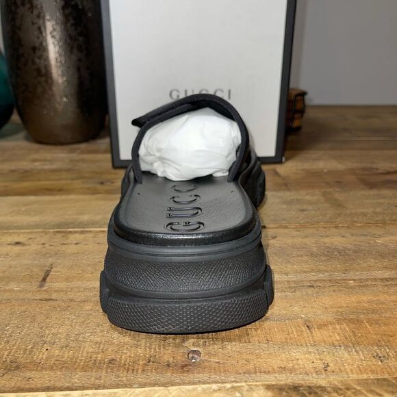 Gucci Aguru Trek Slides - Picture 12 of 12